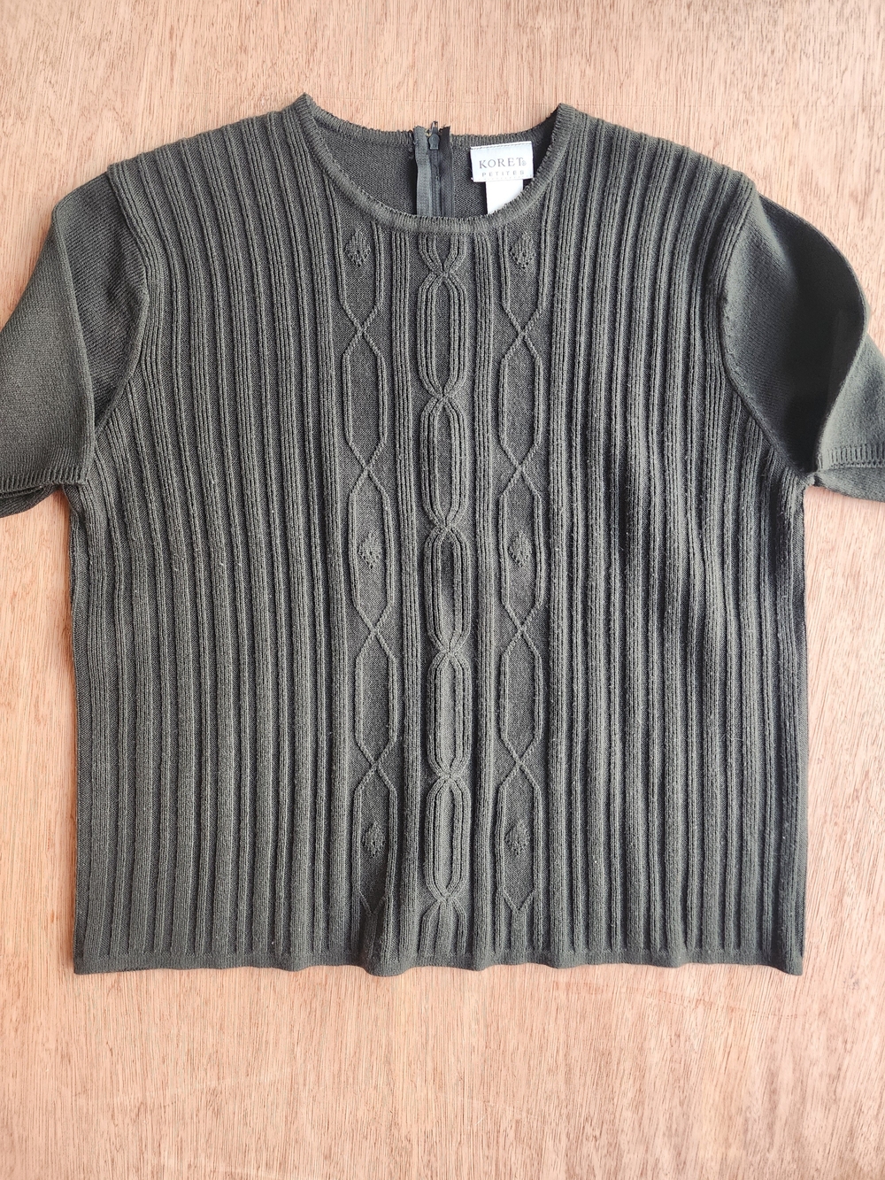 Vintage Koret Petite Gray Short Sleeve Cable Knit Ribbed Sweater M